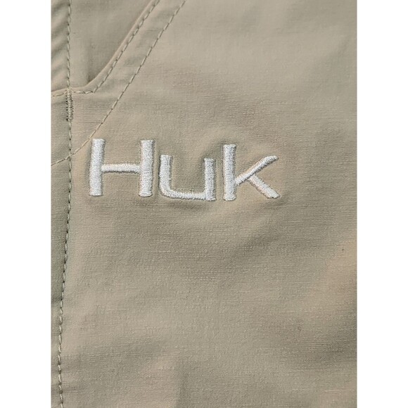 Huk Performance Fishing Shorts Men's Size L Beige Cargo Vented Stretch Quick Dry - Picture 3 of 6